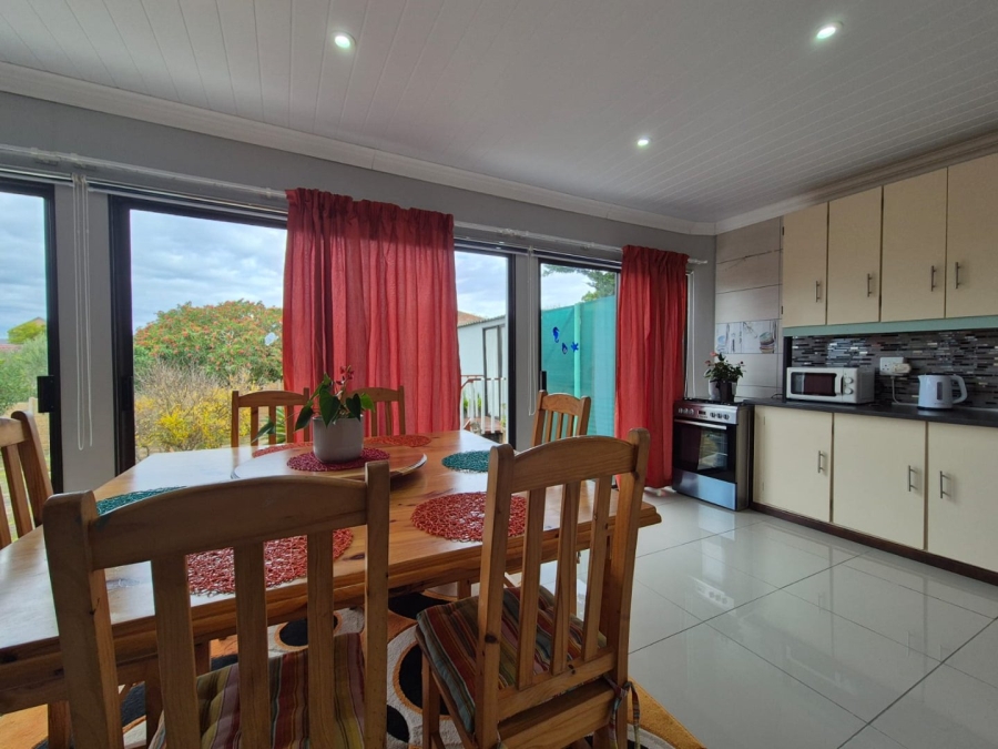 4 Bedroom Property for Sale in Stilbaai Wes Western Cape